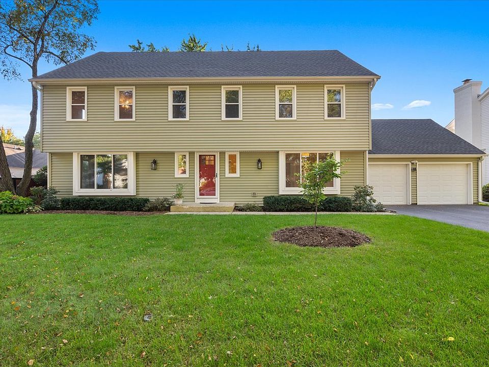 1st image of 550 Longmeadow Cir