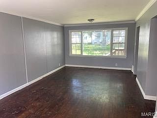 2nd image of 10506 Byfield Dr