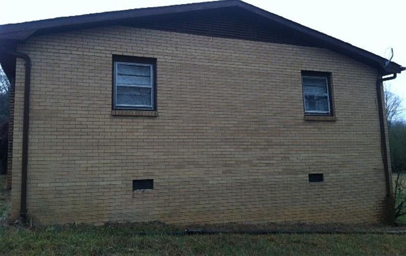 2nd image of 163 Greene Rd
