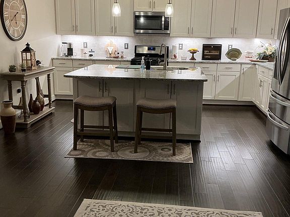 4th image of 10530 Resort Rd Unit 105