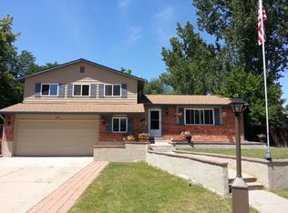 1474 Mayfield Cir, Longmont, CO 80501