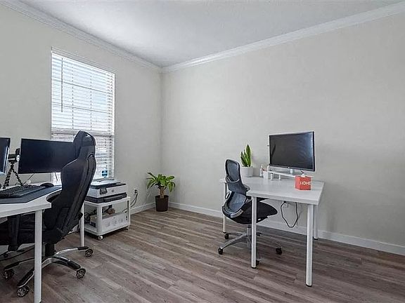 4th image of 200 Duroc Dr