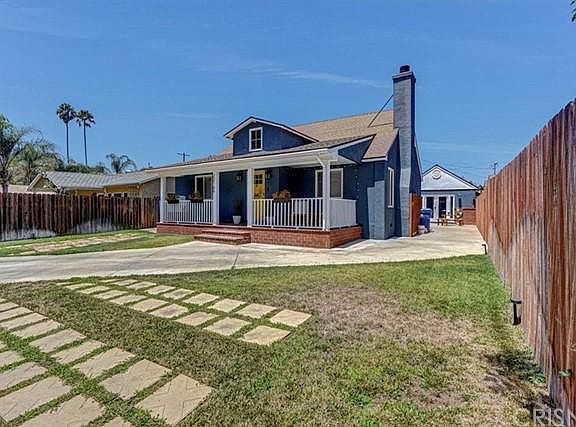 4th image of 22109 Leadwell St