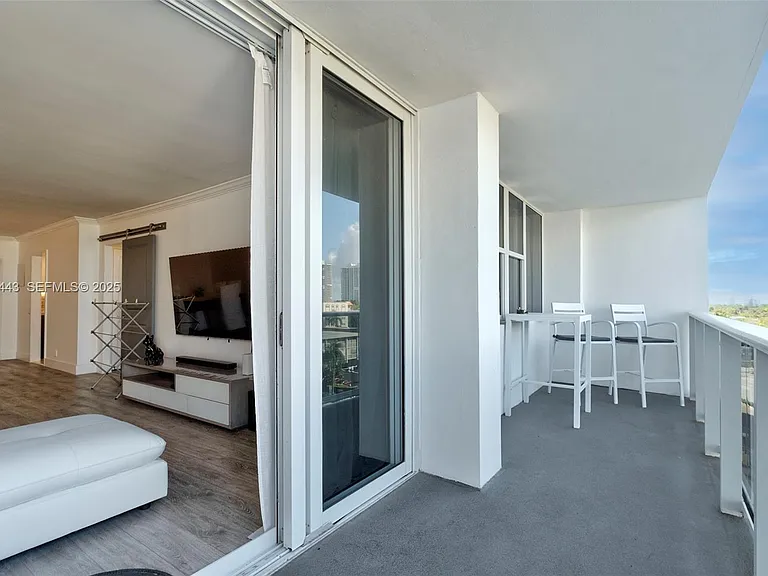 3140 S Ocean Dr #511 — Photo 28