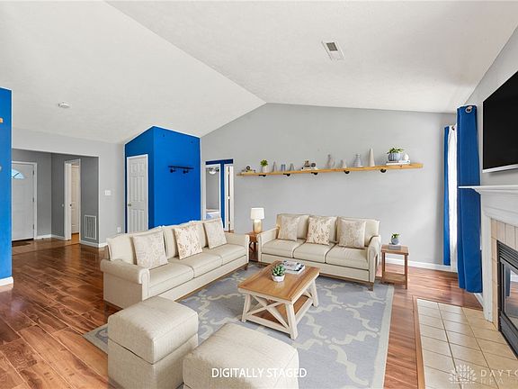 3rd image of 509 Meadowview Pl