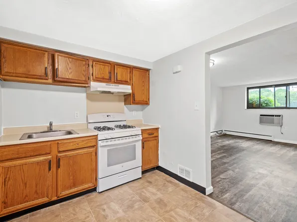 Lindberg Apartments, 10601 Lindberg Ave #1, Pittsburgh, PA 15235