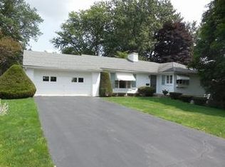 8 Emory Dr, Jamestown, NY 14701