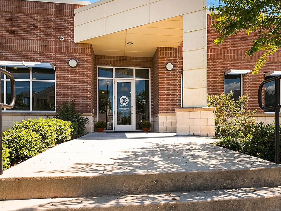 Leasing office