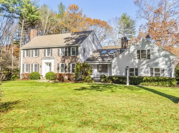 306 Musketaquid Rd, Concord, MA 01742