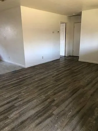 712 Main St — Photo 4