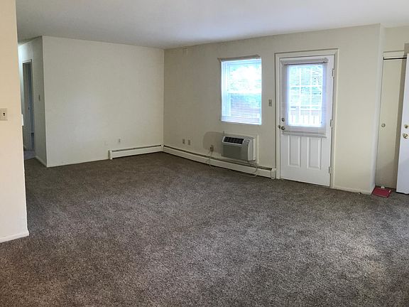 3rd image of 900 W Aaron Dr #901 E