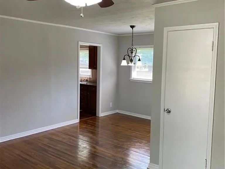 9316 Greystone Ave — Photo 6