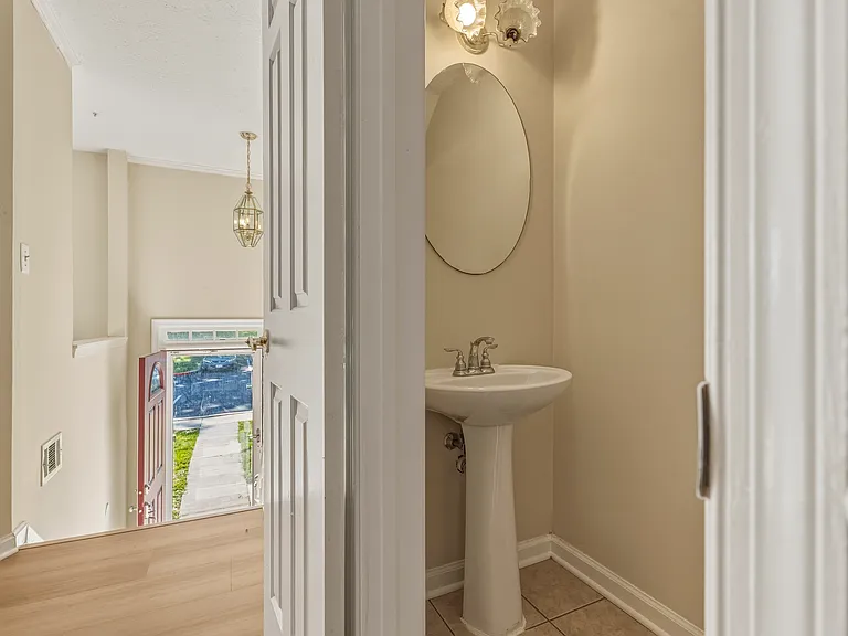 55 Oak Crest Ct — Photo 25