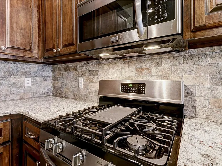 2809 Tranquilo Ln — Photo 4