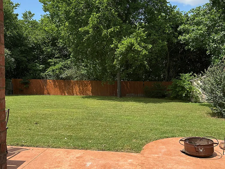 5880 Lorenzo Dr — Photo 2