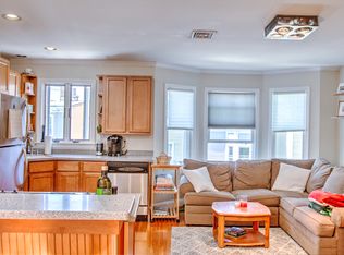 176 H St #3, Boston, MA 02127
