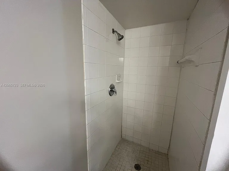 4171 N Haverhill Rd #1013 — Photo 20