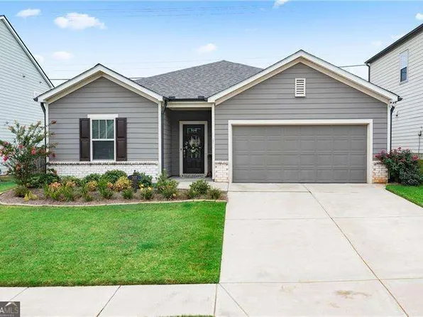 207 Meadows Ct, Woodstock, GA 30189