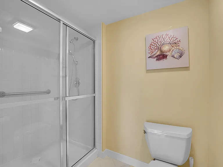 2001 Marina Isle Way #203 — Photo 20