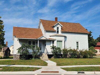 1219 Shore Dr, Marinette, WI, 54143