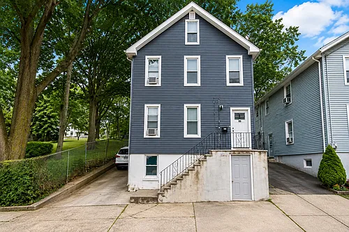 80 Dukes St Photo 1