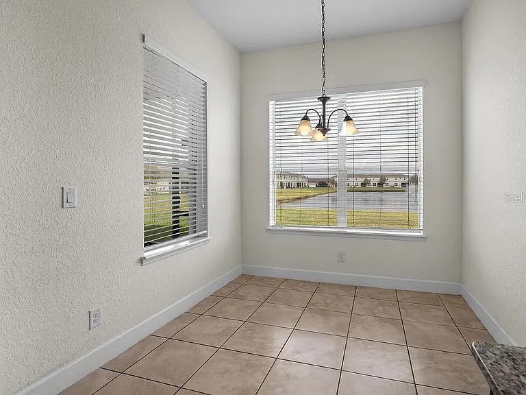2121 Painter Ln — Photo 10