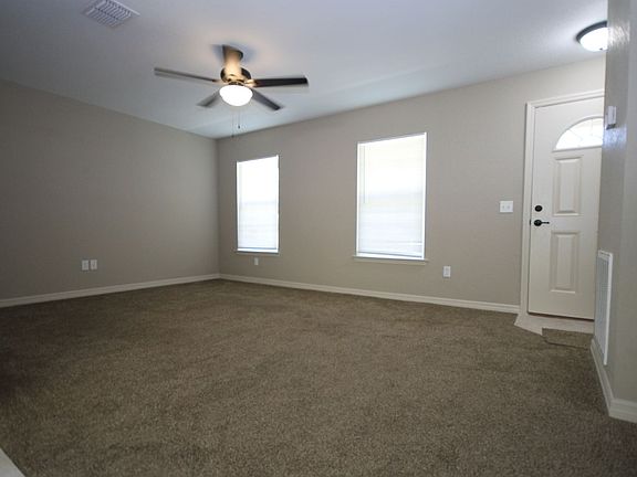 2nd image of 561 Marion Oaks Blvd