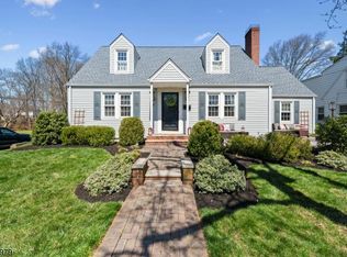 87 E Spring St, Somerville, NJ 08876