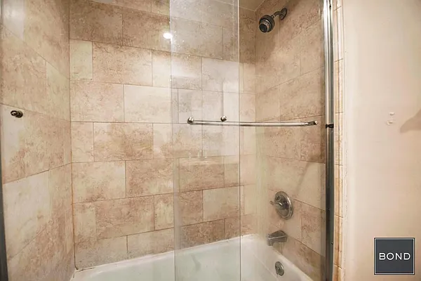 Rented by Bond New York | media 12