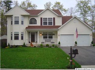 104 Gunwale Rd, Manahawkin, NJ 08050