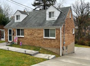 3094 Loma Dr, Pittsburgh, PA 15234