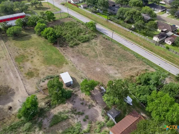 4802 Guy Grant Rd, Victoria, TX 77904