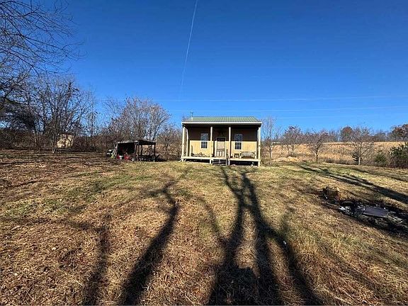 2nd image of 12521 Fallsburg Rd NE