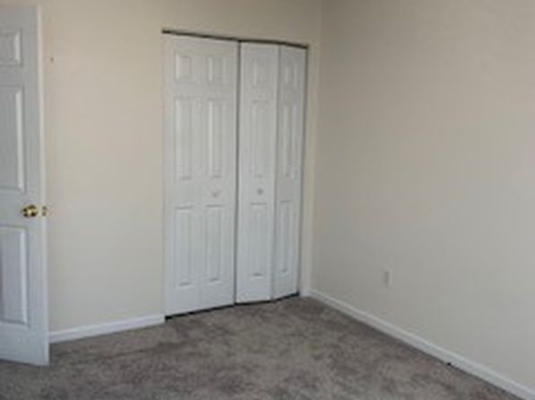 186 Sara Ln