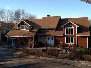 11 Laurel Ridge Dr, Belchertown, MA 01007