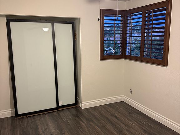 5th image of 1216 Woodview Dr