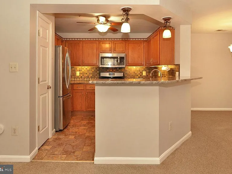 13103 Millhaven Pl #8 — Photo 11