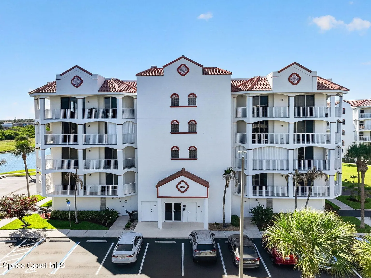3 bed, 1852 sqft, $2,450 — Photo 1