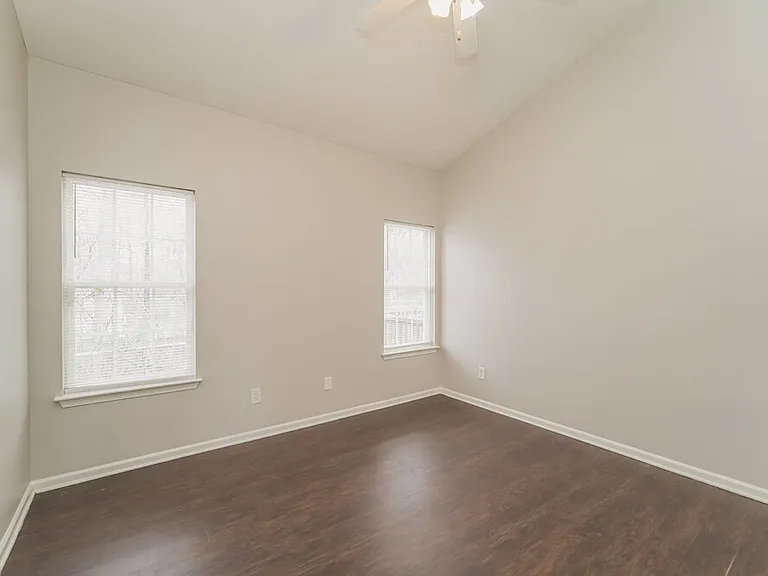 6614 Hampton Way Dr — Photo 8