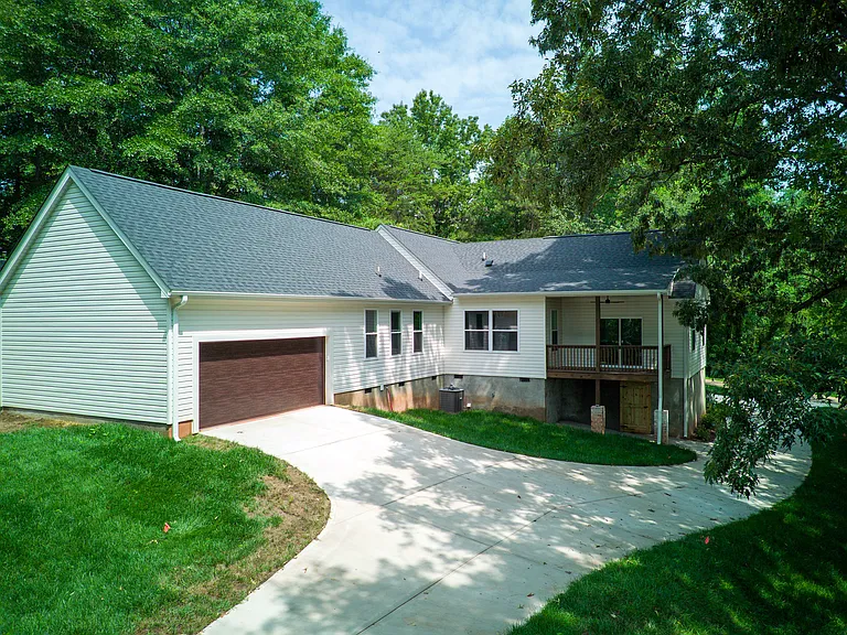 34 Nora Dr — Photo 21