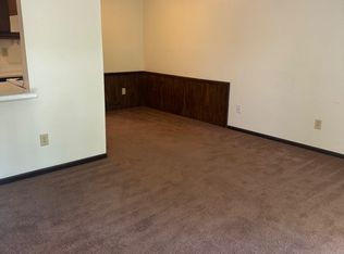 1732 Tanner Bridge Rd APT A, Jefferson City, MO 65101