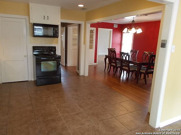 3rd image of 218 Kirk Pl
