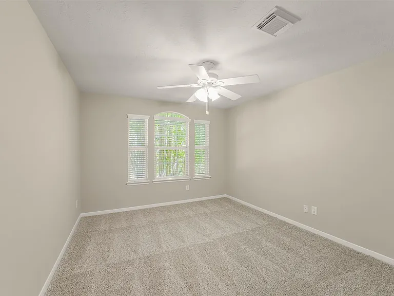 2414 Falcon Knoll Ln — Photo 43