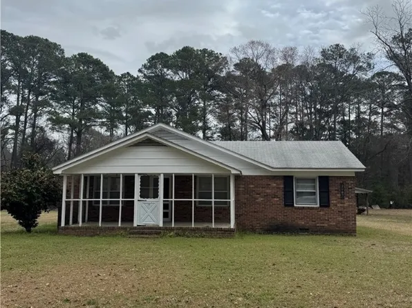 2907 George Owen Rd, Fayetteville, NC 28306