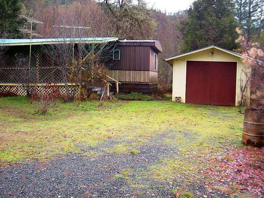 1-car Garage