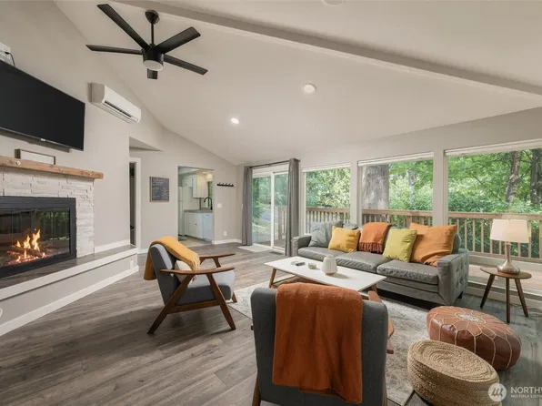 50 Sudden Valley Drive, Bellingham, WA 98229
