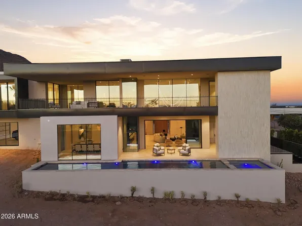 4704 N 56TH Street, Phoenix, AZ 85018
