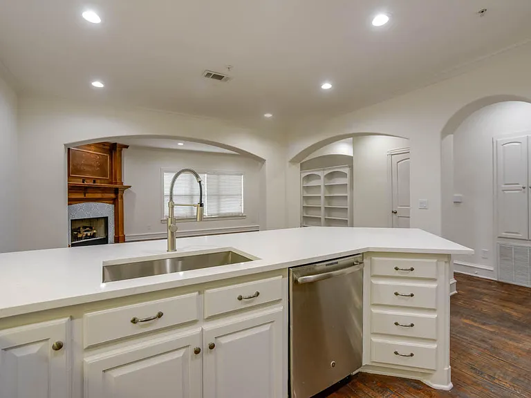 4110 McKinney Ave #5 — Photo 9
