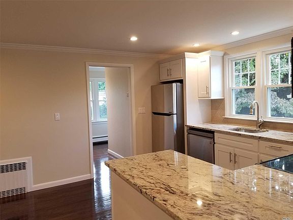 3rd image of 28 Avenue B
