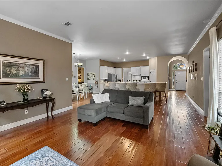 3 Savoy Ct — Photo 20
